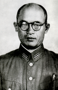 望月重信中尉